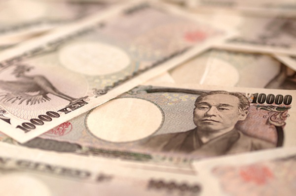 美元走强、黄金走弱以及需求担忧令白银承压